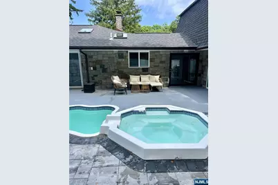 1 Ranch Court, Saddle Brook Township, NJ 07663 - Photo 11