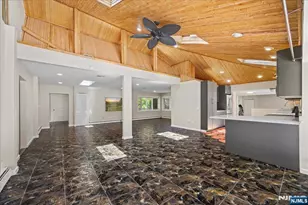 1 Ranch Ct, Saddle Brook Township, NJ 07663 - Photo 7