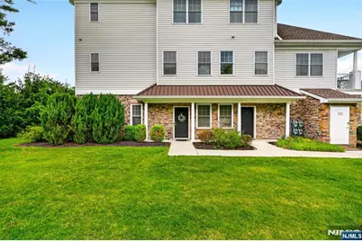 58 Elston Court, Wanaque, NJ 07420 - Photo 3