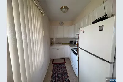 100 Bergen Boulevard 26 #26, Fairview, NJ 07022 - Photo 11