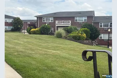 100 Bergen Boulevard 26 #26, Fairview, NJ 07022 - Photo 3