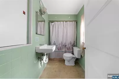 171 Madeline Avenue, Clifton, NJ 07011 - Photo 11