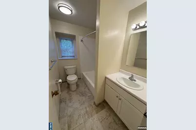 255 Piermont Road 255-18 #255-18, Cresskill, NJ 07626 - Photo 7