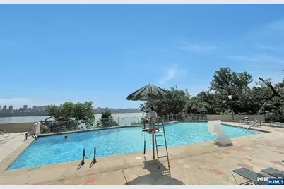 4 Horizon Road # G18, Fort Lee, NJ 07024 - Photo 41