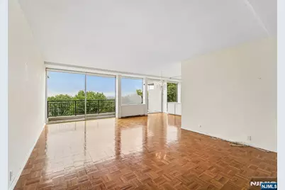 4 Horizon Road # G18, Fort Lee, NJ 07024 - Photo 15