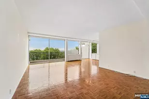 4 Horizon Rd, Fort Lee, NJ 07024 - Photo 15