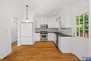 101 Pershing Rd, Englewood Cliffs, NJ 07632 - Photo 9