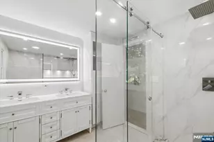 101 Pershing Rd, Englewood Cliffs, NJ 07632 - Photo 23