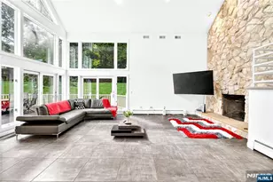 14 James Brite Cir, Mahwah, NJ 07430 - Photo 9