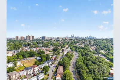 340 Northwood Way, Palisades Park, NJ 07650 - Photo 47