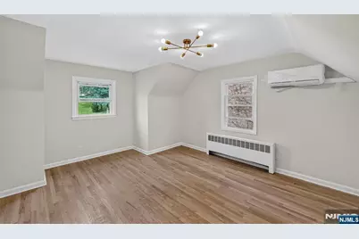 340 Northwood Way, Palisades Park, NJ 07650 - Photo 25