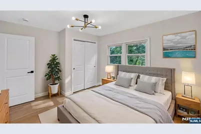 340 Northwood Way, Palisades Park, NJ 07650 - Photo 11