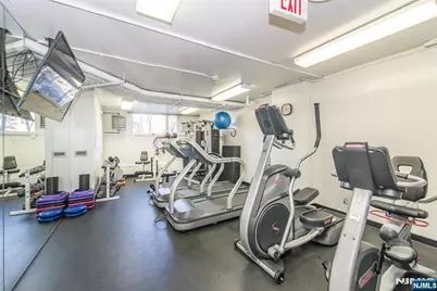 1 Claridge Drive 725 #725, Verona, NJ 07044 - Photo 3