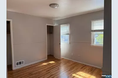 17 Daka Court, Bloomfield, NJ 07003 - Photo 5