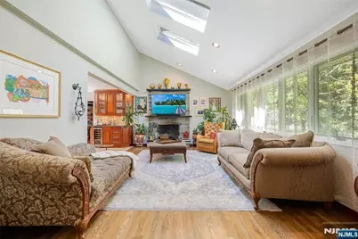 61 Brookview Drive, Woodcliff Lake, NJ 07677 - Photo 3
