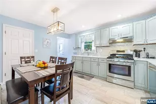 15 Pierrepont Ave, Rutherford, NJ 07070 - Photo 11