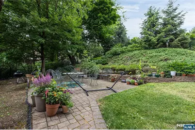 16 Forest Street 302 #302, Montclair, NJ 07042 - Photo 19