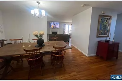 30 Belle Oak Lane, Belleville, NJ 07109 - Photo 5