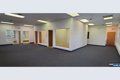 661 Palisade, Englewood Cliffs, NJ 07632 - Photo 11