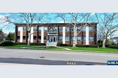 661 Palisade, Englewood Cliffs, NJ 07632 - Photo 1