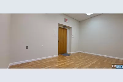 661 Palisade, Englewood Cliffs, NJ 07632 - Photo 9