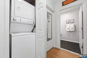 242 The Promenade 242, Edgewater, NJ 07020 - Photo 23
