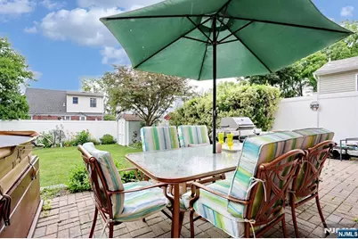 393 New Bridge Road, Bergenfield, NJ 07621 - Photo 35