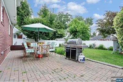 393 New Bridge Road, Bergenfield, NJ 07621 - Photo 37