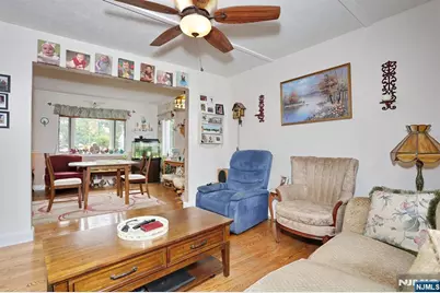393 New Bridge Road, Bergenfield, NJ 07621 - Photo 7
