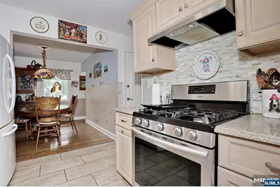 393 New Bridge Road, Bergenfield, NJ 07621 - Photo 13