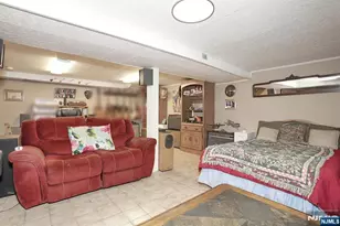 393 New Bridge Rd, Bergenfield, NJ 07621 - Photo 27
