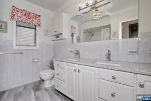 393 New Bridge Rd, Bergenfield, NJ 07621 - Photo 23
