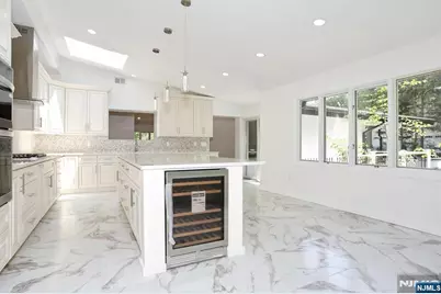 51 Mill Road Extension, Woodcliff Lake, NJ 07677 - Photo 13