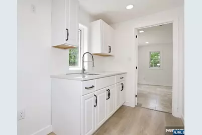 51 Mill Road Extension, Woodcliff Lake, NJ 07677 - Photo 43