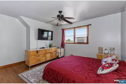 409 Farnham Avenue, Lodi, NJ 07644 - Photo 31