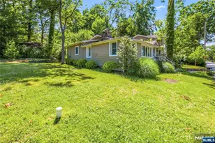139 Mohawk Trail, Wayne, NJ 07470 - Photo 3