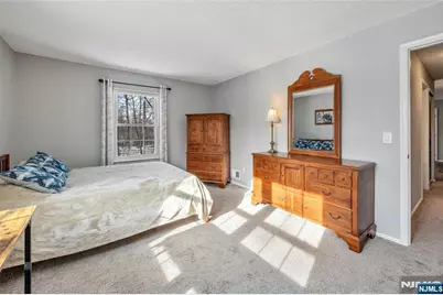 430 Poets Way 430 #430, Mahwah, NJ 07430 - Photo 17