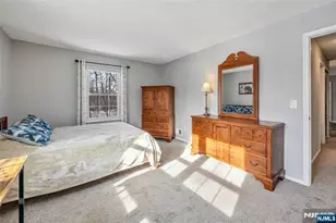 430 Poets Way 430, Mahwah, NJ 07430 - Photo 17
