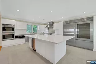 35 Elm St, Tenafly, NJ 07670 - Photo 13