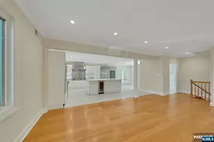 35 Elm St, Tenafly, NJ 07670 - Photo 9