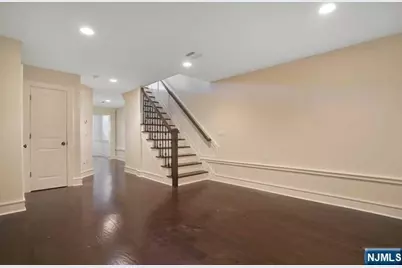 1538 River Road 5 #5, Edgewater, NJ 07020 - Photo 3