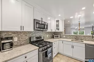 94 Heather Ln, Wyckoff Township, NJ 07481 - Photo 7
