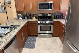 1110 Windsor Park Ct, Englewood, NJ 07631 - Photo 5