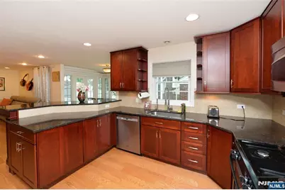 3-21 27th Street, Fair Lawn, NJ 07410 - Photo 9