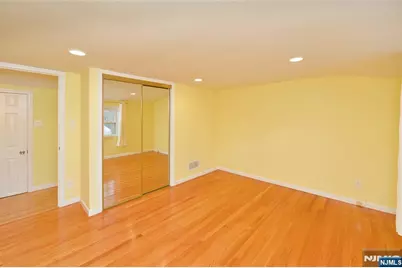 3-21 27th Street, Fair Lawn, NJ 07410 - Photo 17