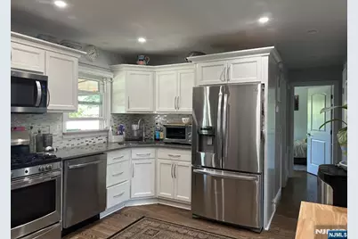 27 Cottage Place First Floor #First Floor, Garfield, NJ 07026 - Photo 5