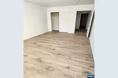 77 Main Avenue, Wallington, NJ 07057 - Photo 5