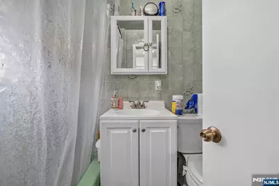 394 Banta Avenue, Garfield, NJ 07026 - Photo 29