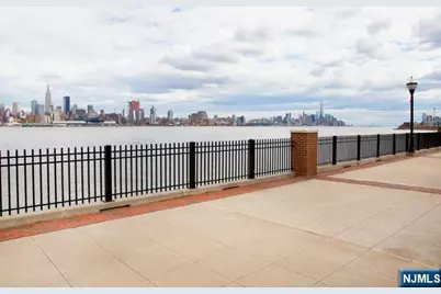 2 2nd Street 801 #801, Jersey City, NJ 07302 - Photo 27