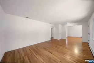 2 Henry St, Englewood Cliffs, NJ 07632 - Photo 5